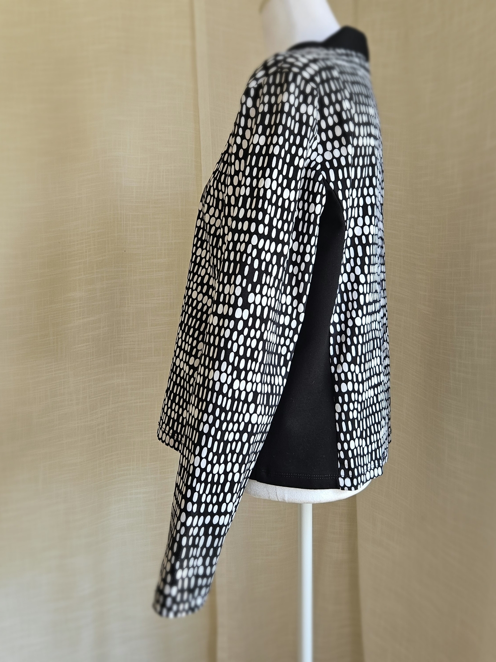 ZOE Womens Size L Black White Polka Dot Full Zip Bomber Jacket stretch - Picture 7 of 16